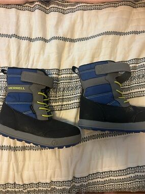 Merrell Kids Blue and Gray Snow Boots with Lime Accents